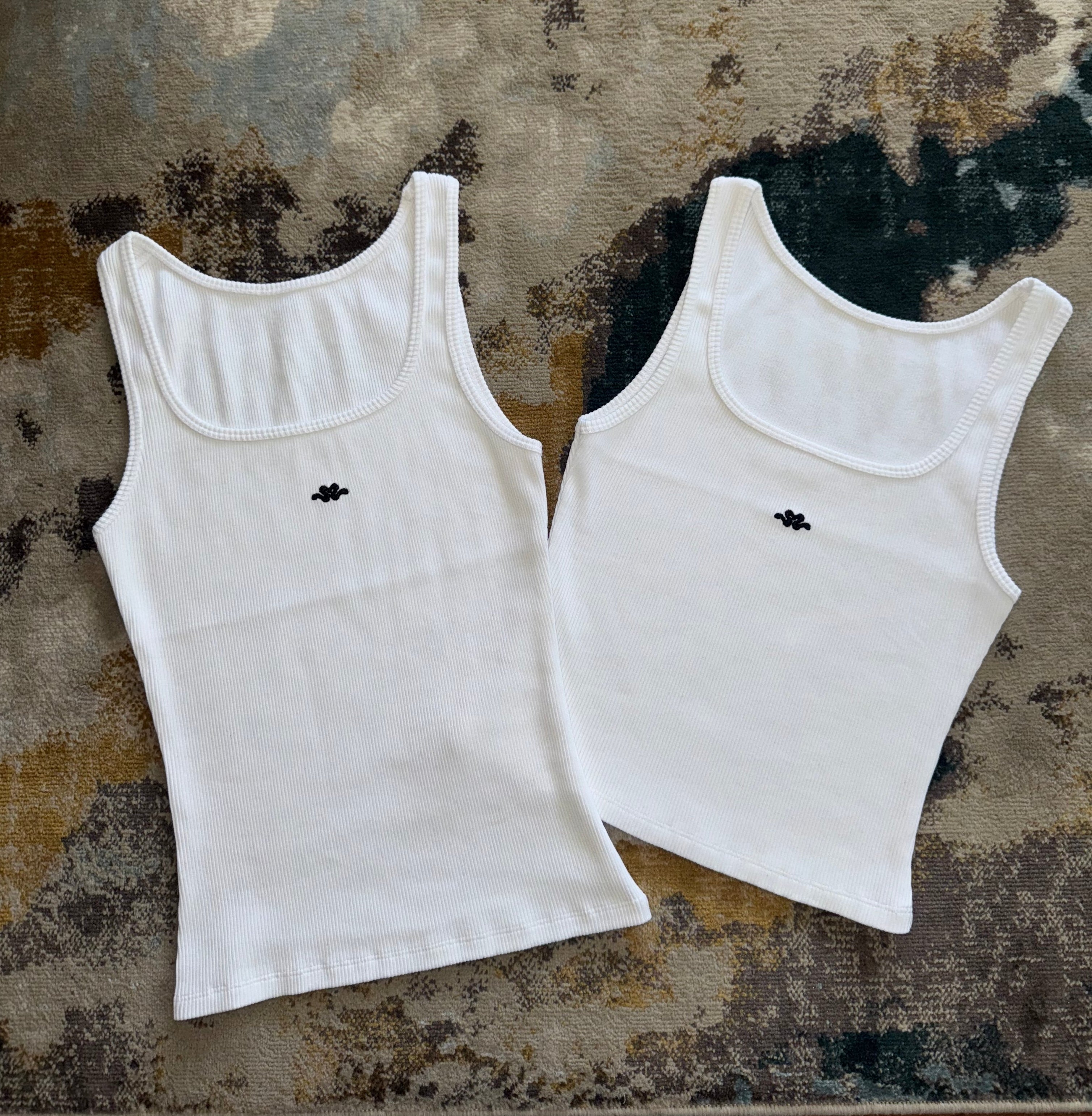 BLUSH® ESSENTIALS CROPPED TANK