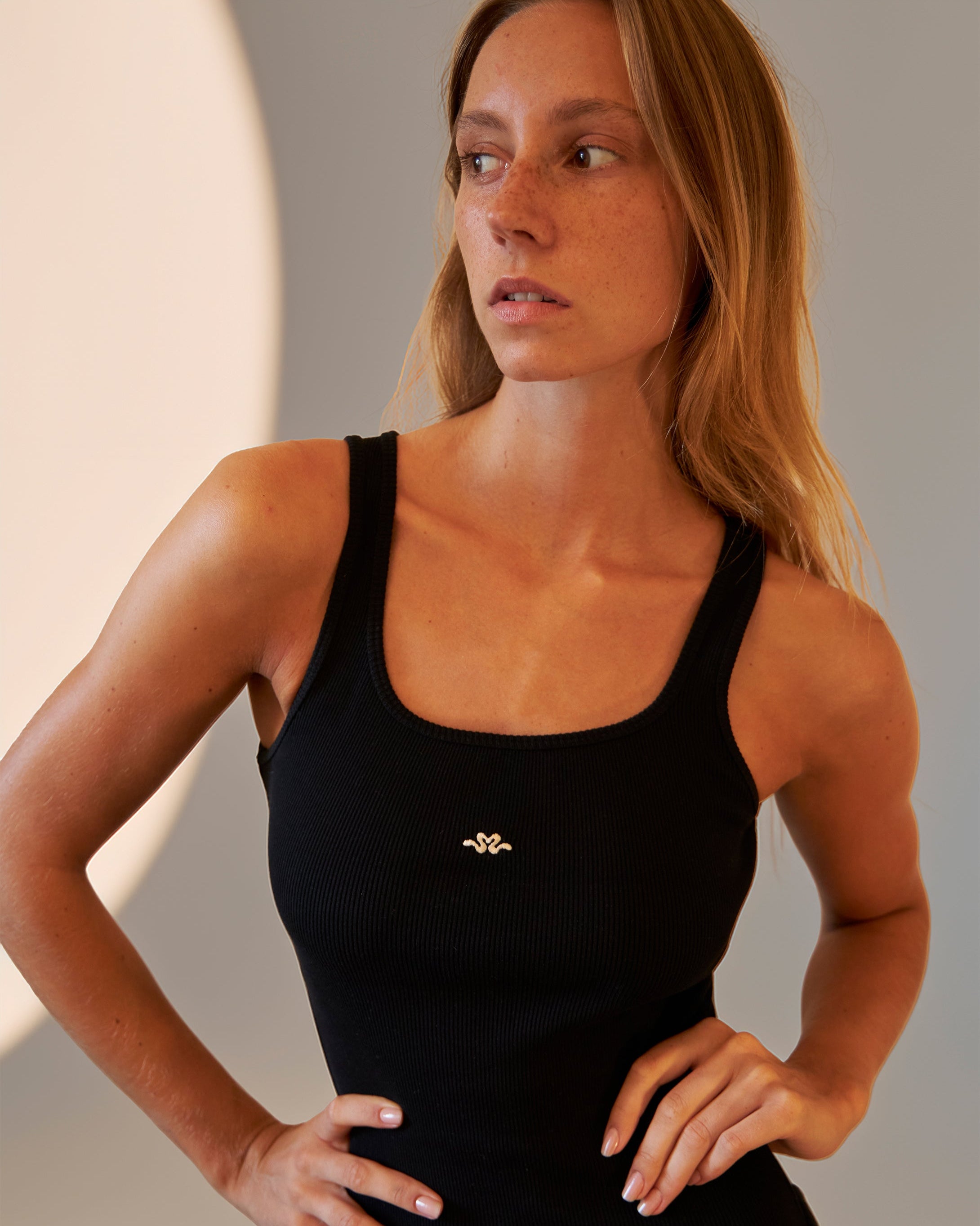 TTLONGBLACK5.jpg